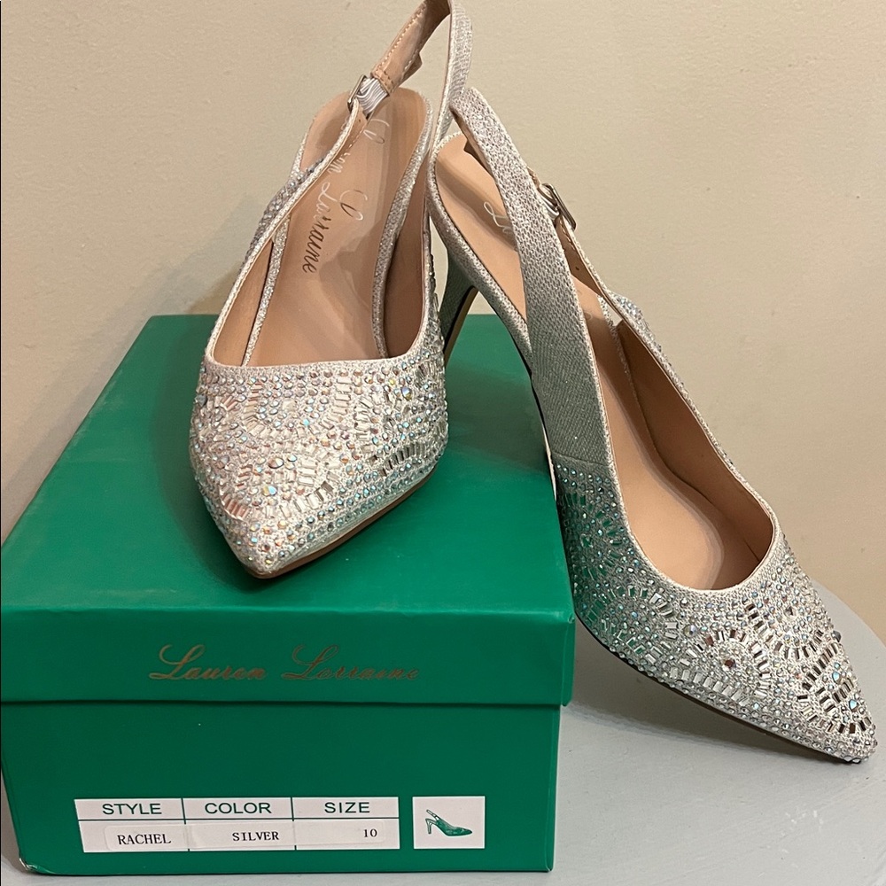 NIB Lauren Lorraine Rachel Silver Glitter Heels